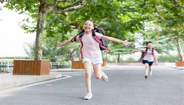 从事风力发电,土木工程等相关行业者梦见去上学乃是财运