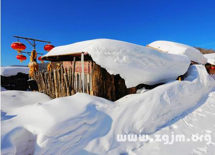 梦见屋顶有雪